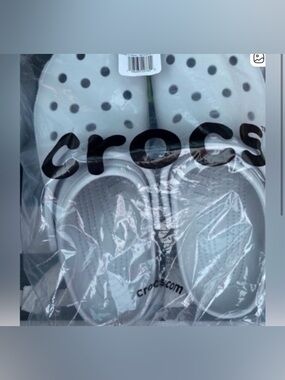 CROCS Classic Clog gray men’s size 14-NWT